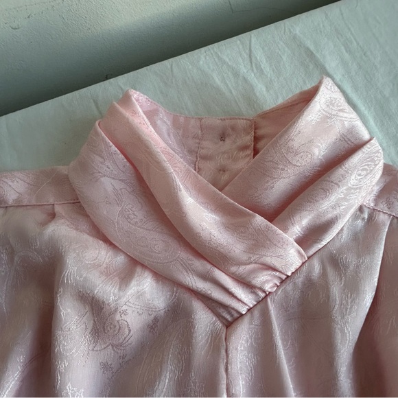 Vintage JL Plum Silky Damask Shell Pink High Neck Blouse - Picture 7 of 14